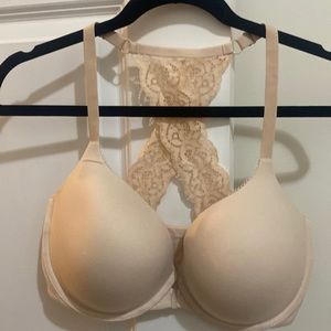 Like new body by Victoria Secret racerback perfect shape bra 36DDD
